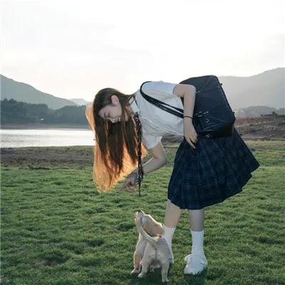 珍 海报